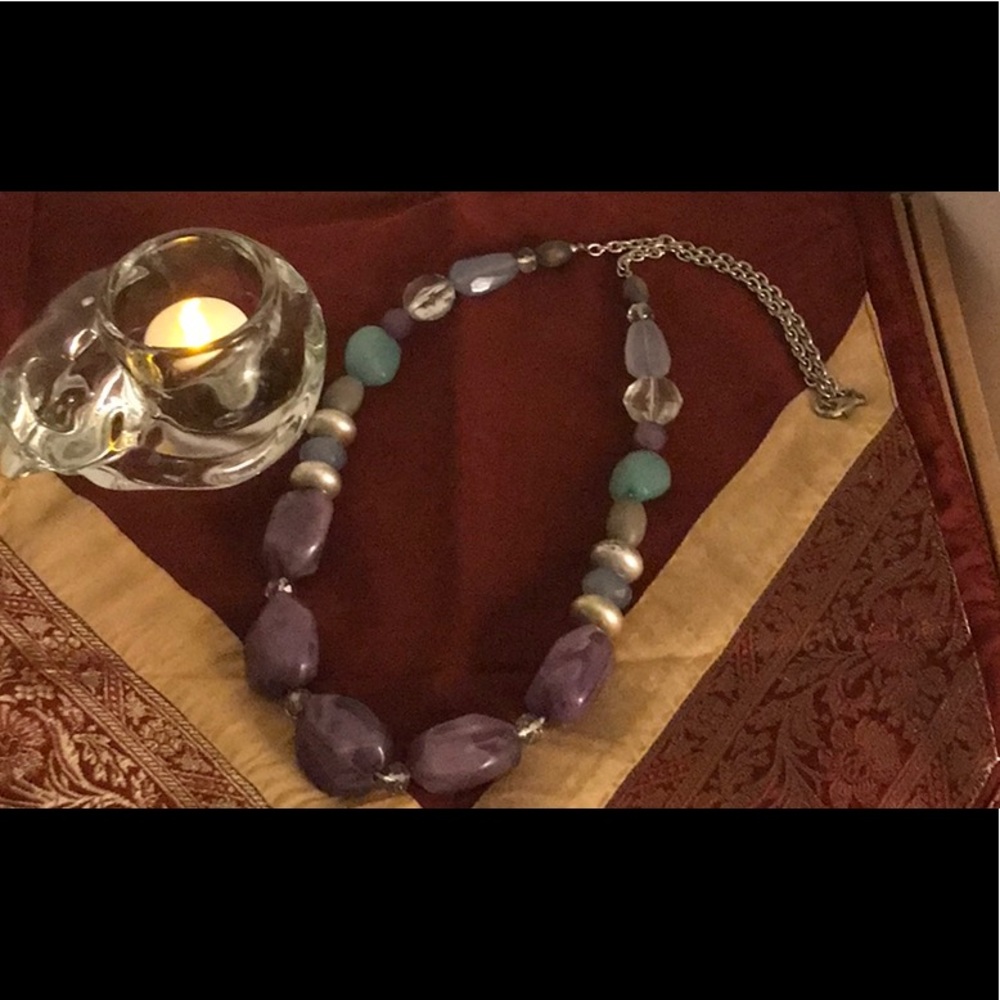 Fashionable Color stones necklace